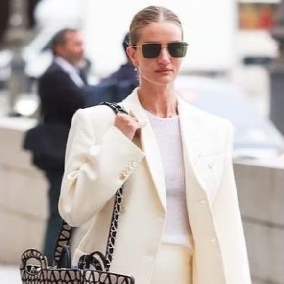 Oversized ivory blazer jacket - Picture 3 of 5